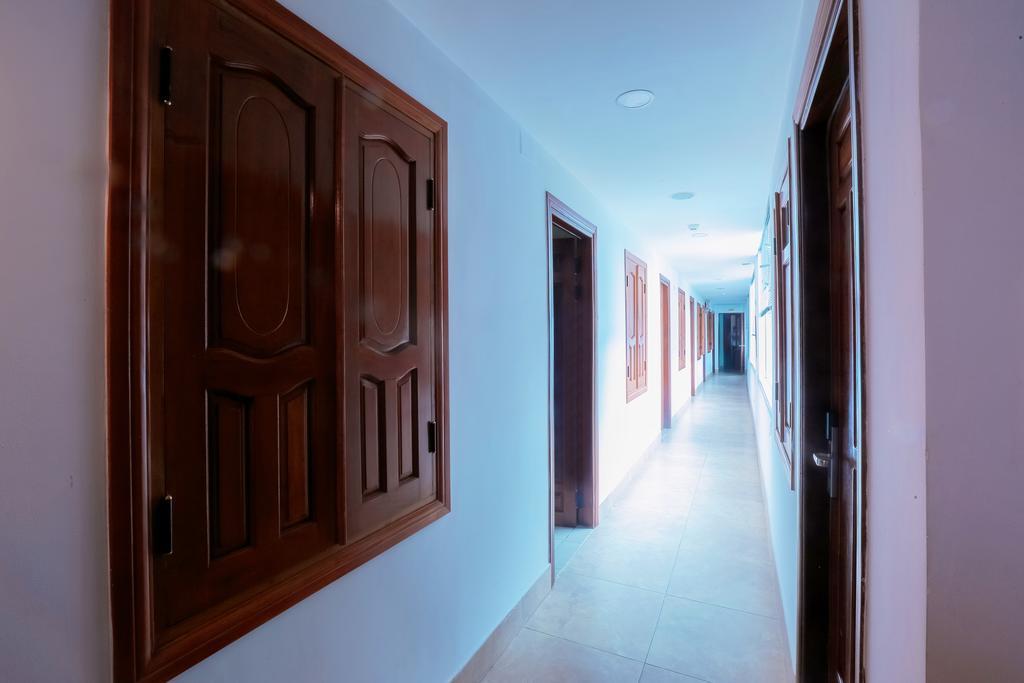 Pylos Hotel Ho Chi Minh-stad Buitenkant foto