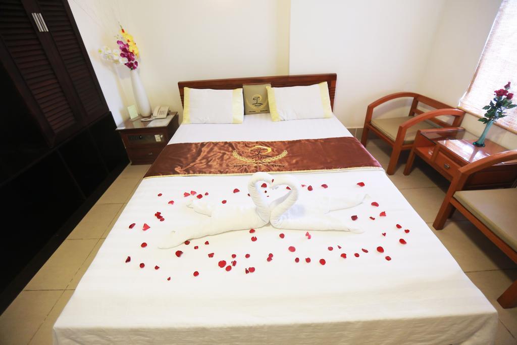 Pylos Hotel Ho Chi Minh-stad Buitenkant foto