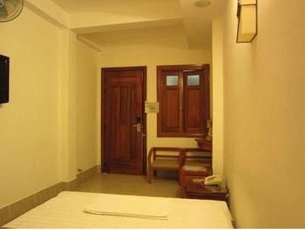 Pylos Hotel Ho Chi Minh-stad Buitenkant foto