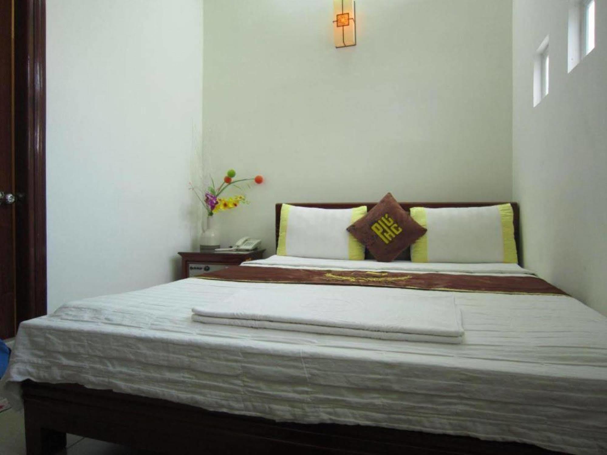 Pylos Hotel Ho Chi Minh-stad Buitenkant foto